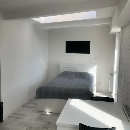 Apartment Penguin 2128 Wroclaw